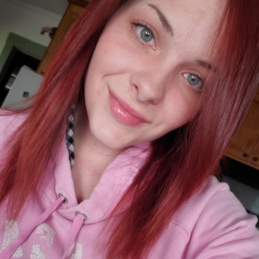 Meet your Posher, Courtney